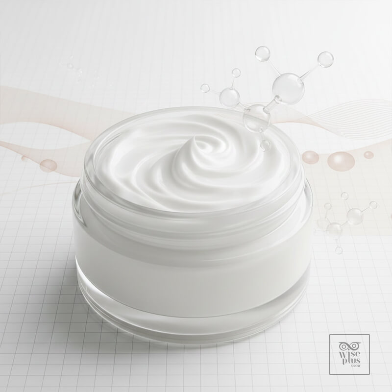 เนื้อครีมฟื้นเกราะผิวที่มีเซราไมด์และไขมันจำเป็น